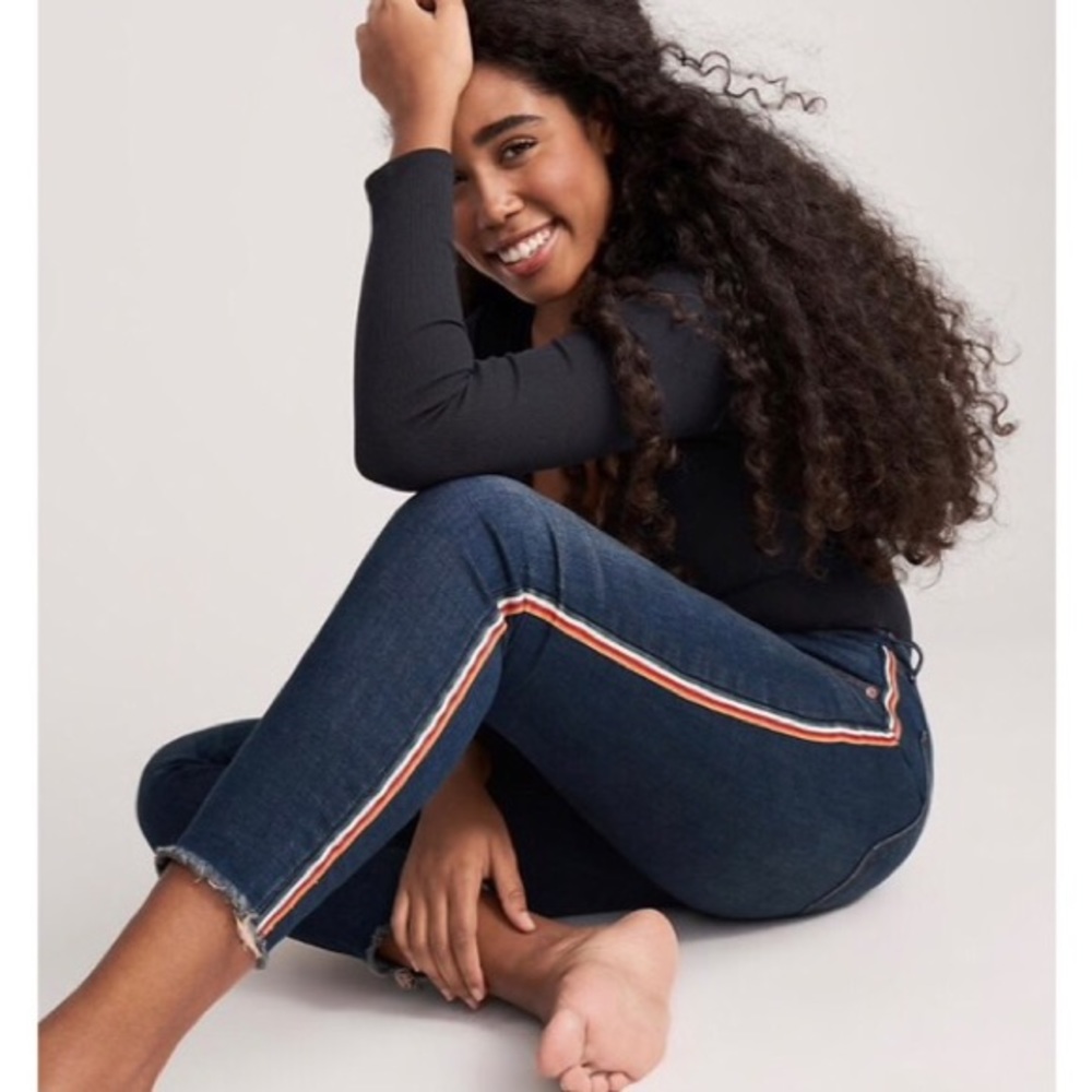 Abercrombie Simone High Rise Ankle Jeans